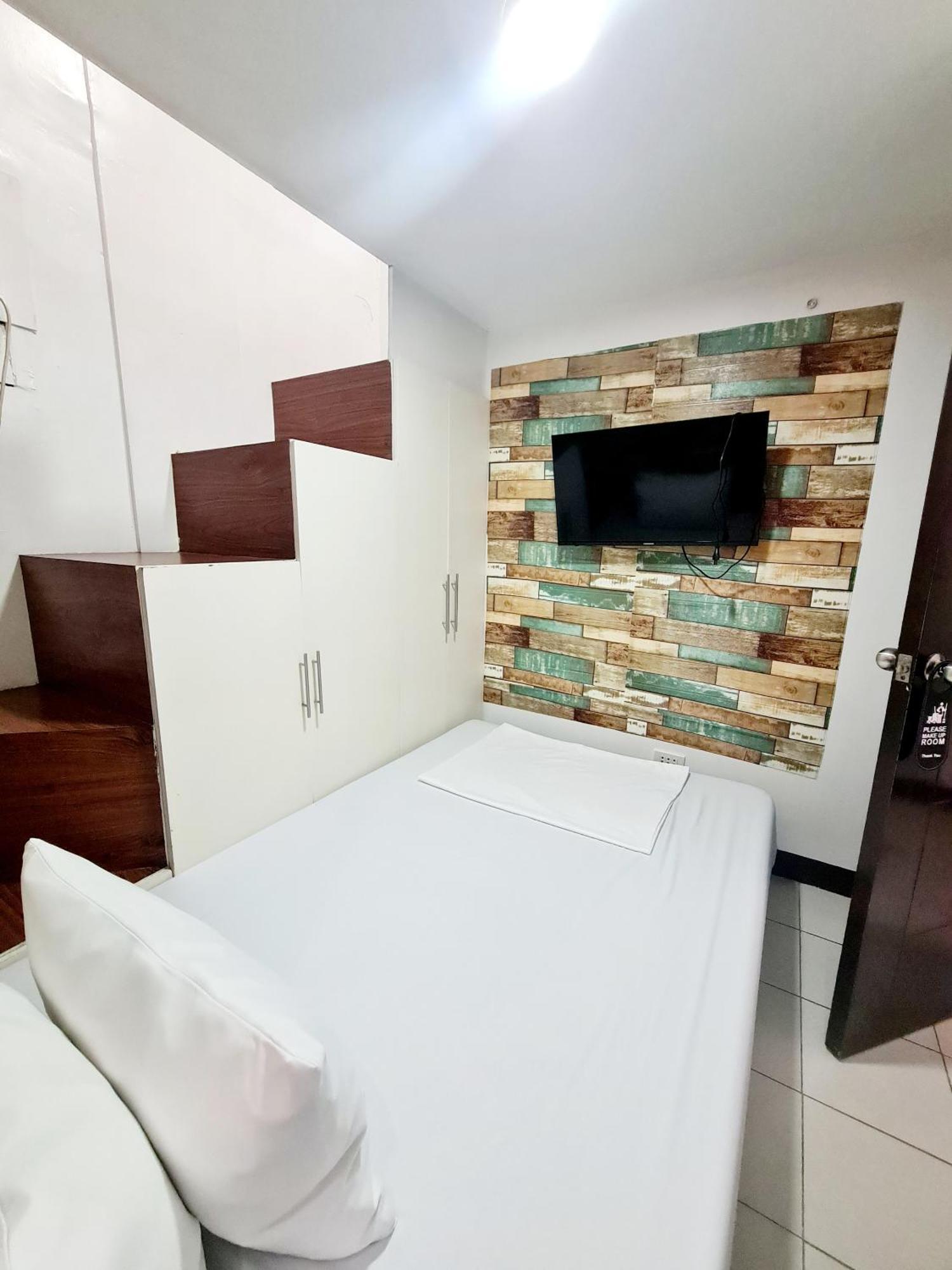 Dasma Lofts Hotel Near Dela Salle Dasma Dasmarinas Exteriör bild
